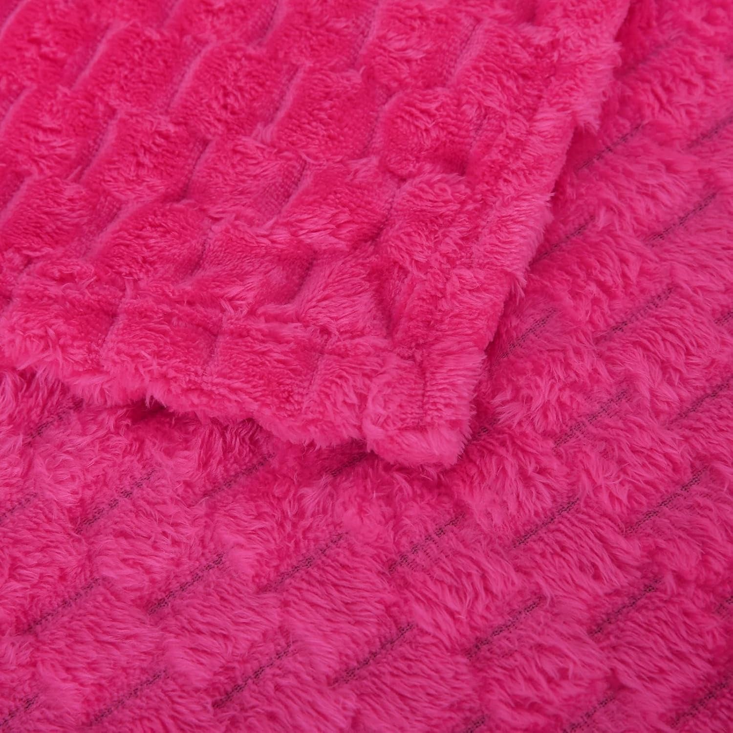 Cozy Plush Throw Blanket | Soft Fleece Blanket for Couch, Bed & Living Room