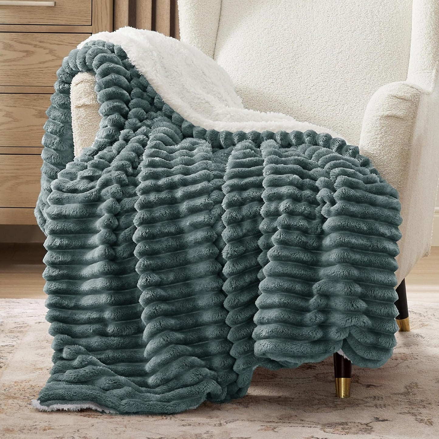 Luxury Sherpa Throw Blanket | Ultra Soft Cozy Fleece Blanket