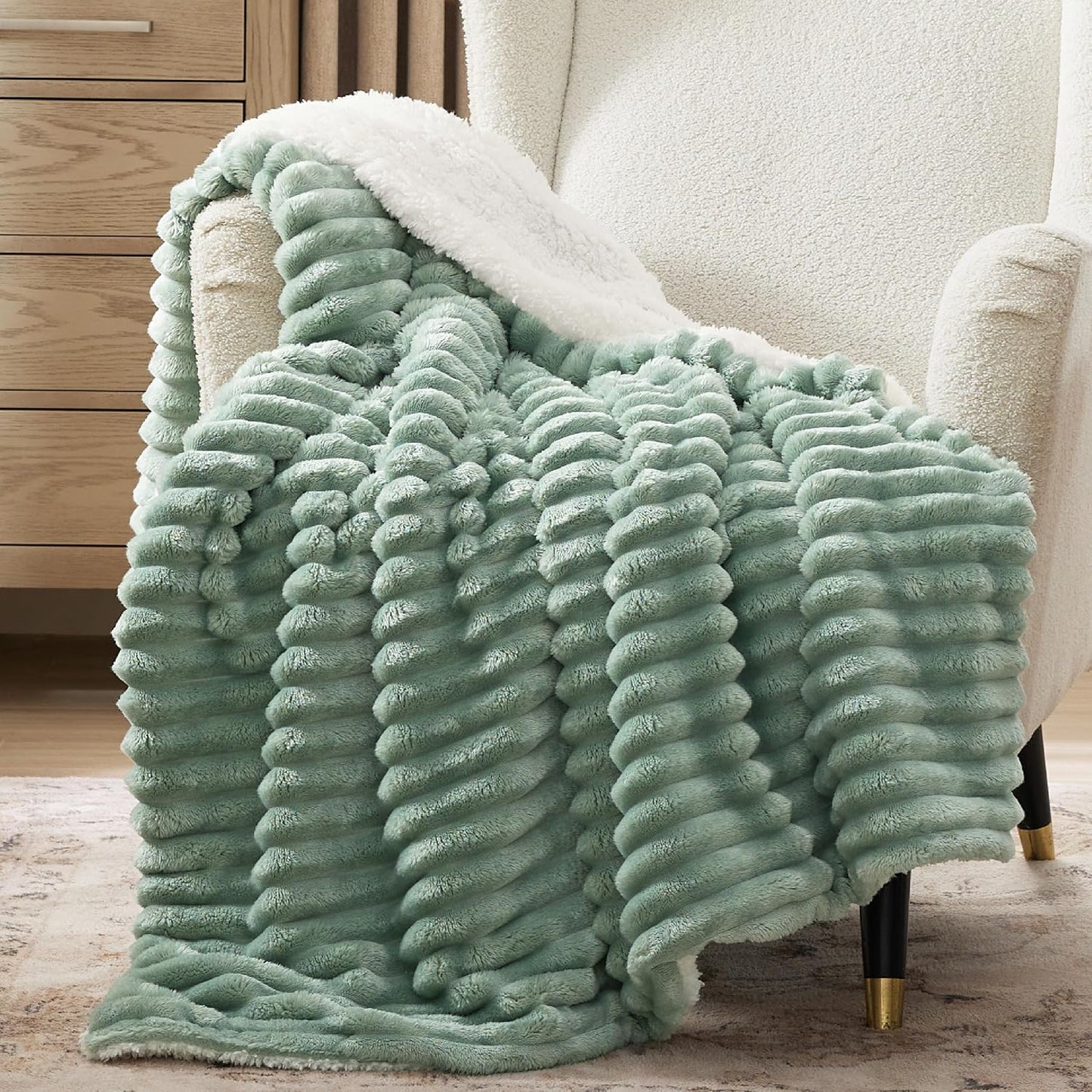 Luxury Sherpa Throw Blanket | Ultra Soft Cozy Fleece Blanket