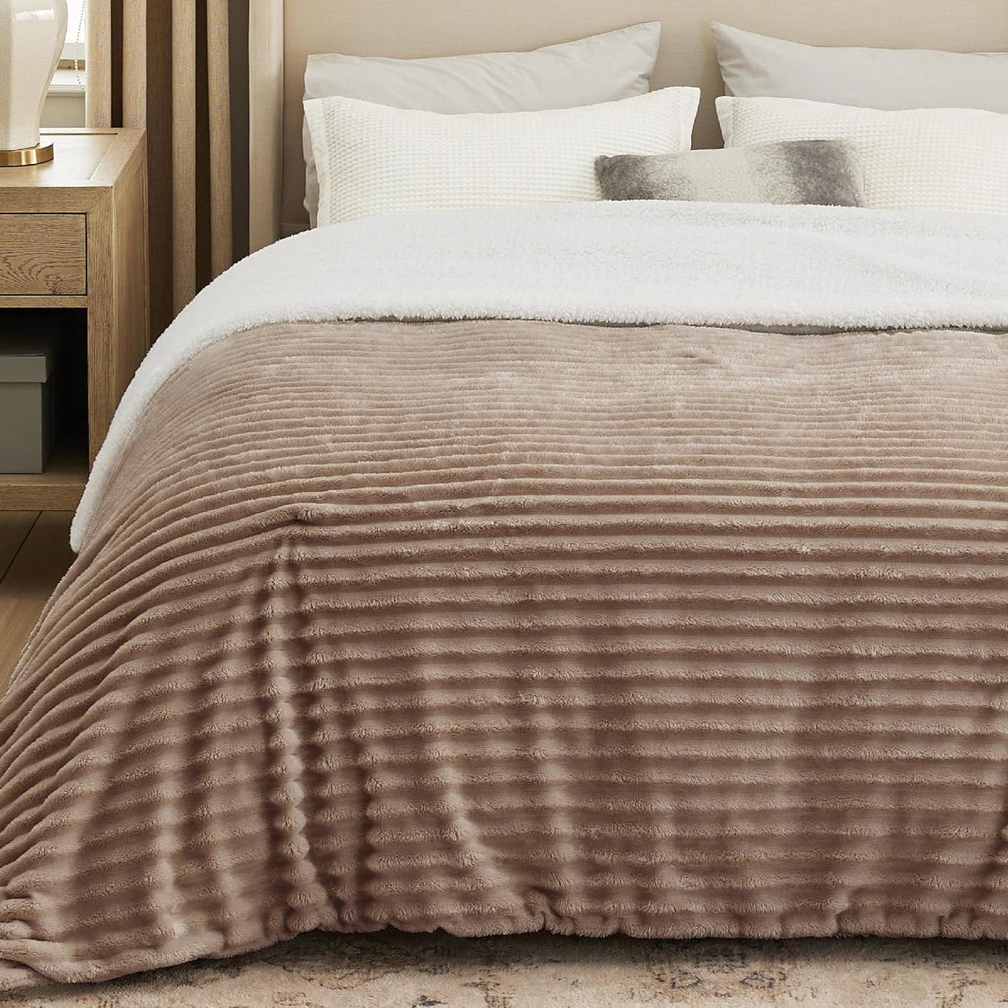 Luxury Sherpa Throw Blanket | Ultra Soft Cozy Fleece Blanket